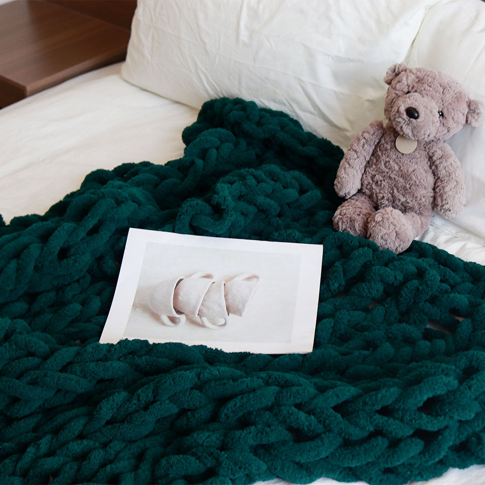 Thick Handwoven Chenille Knitted Throw Blanket