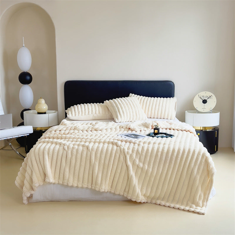Cloudrest Throw collection